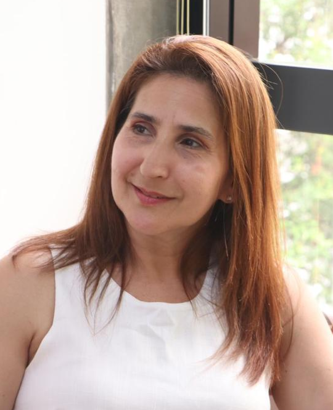 Vanusa Vieira aplicando teste neuropsicológico padronizado